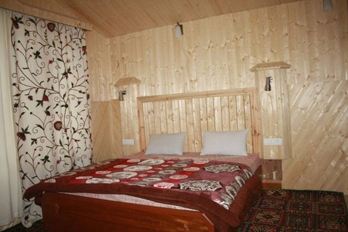 New Tourist Palace, Pahalgam 4